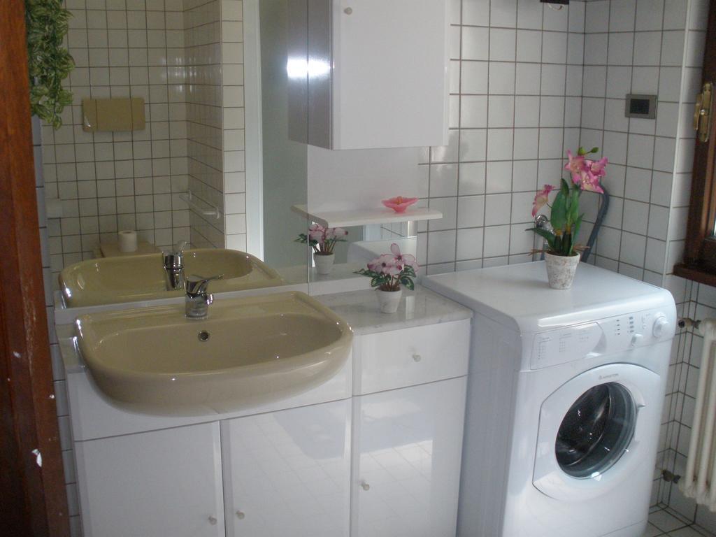 קנוביו Casa Variante חדר תמונה